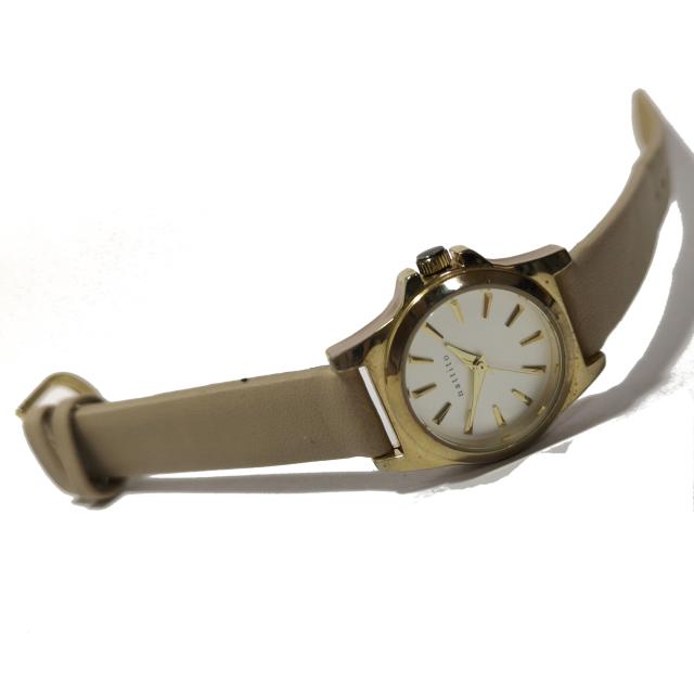 美品【980円〜】nattito アンティーク調 美しい腕時計 < 女性アクセサリー/時計  美品【980円〜】nattito アンティーク調 美しい腕時計 < 女性アクセサリー/時計の