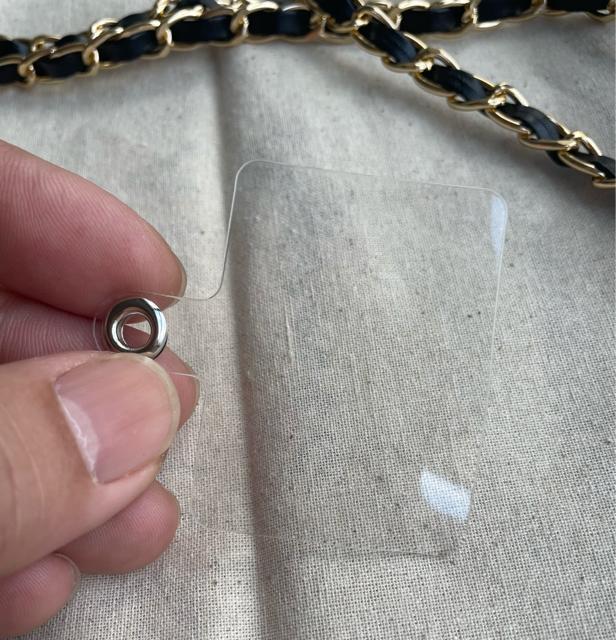 スマホチェーン スマホショルダー 携帯トラップ 首掛け 斜め掛け 肩掛け iPhone 便利 おでかけ 上品 大人かわいい 韓国風 < 女性アクセサリー/時計  スマホチェーン スマホショルダー 携帯トラップ 首掛け 斜め掛け 肩掛け iPhone 便利 おでかけ 上品 大人かわいい 韓国風 < 女性アクセサリー/時計の