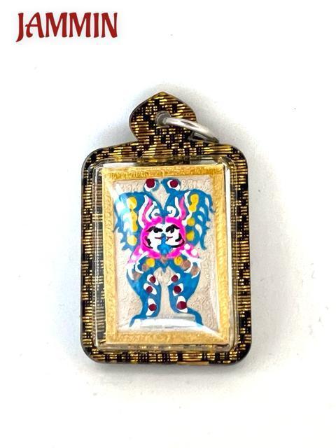 vNA@o^tC@X@^@^^@J^@   zr[ 