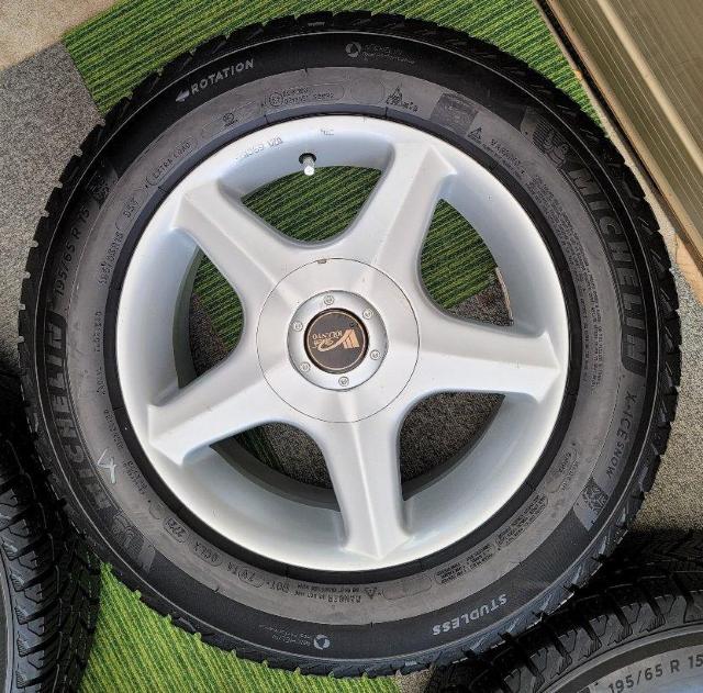 ヴィオレント VIOLENT15インチ 6.5J 114.3/100マルチ5H +45 MICHLIN X-ICE SNOW 4本 < 自動車/バイク ヴィオレント VIOLENT15インチ 6.5J 114.3/100マルチ5H +45 MICHLIN X-ICE SNOW 4本 < 自動車/バイク