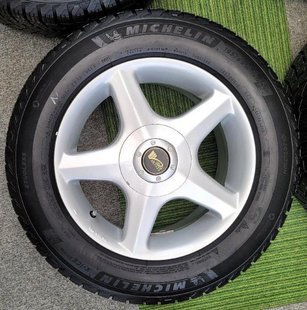 ヴィオレント VIOLENT15インチ 6.5J 114.3/100マルチ5H +45 MICHLIN X-ICE SNOW 4本 < 自動車/バイク ヴィオレント VIOLENT15インチ 6.5J 114.3/100マルチ5H +45 MICHLIN X-ICE SNOW 4本 < 自動車/バイク