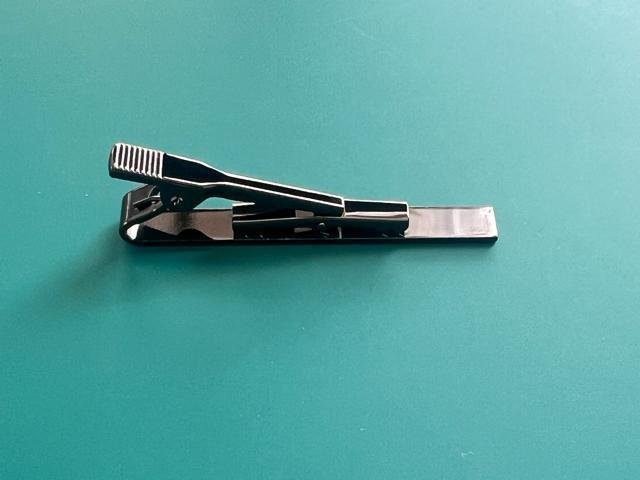 ネクタイピン クリップ式 ビギナーズ メンズ プレーン シンプル ブラック < 男性ファッション ネクタイピン クリップ式 ビギナーズ メンズ プレーン シンプル ブラック < 男性ファッションの