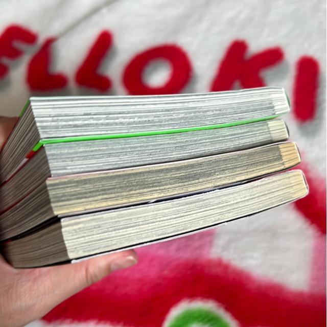 �z���[�R�~�b�N�F�X�i4���Z�b�g�j �� �A�j��/�R�~�b�N/�L�����N�^�[�� 