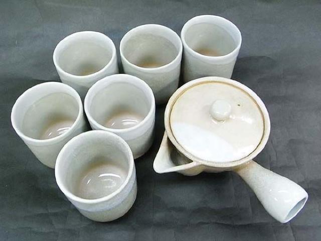 〓萩焼〓急須と湯のみのセットで < ホビー 〓萩焼〓急須と湯のみのセットで < ホビーの