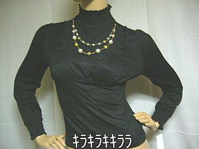 【Divas】《New》ゴールド2連ネックレス付★胸元刺繍カットソー<ブラック> < ブランド 【Divas】《New》ゴールド2連ネックレス付★胸元刺繍カットソー<ブラック> < ブランドの