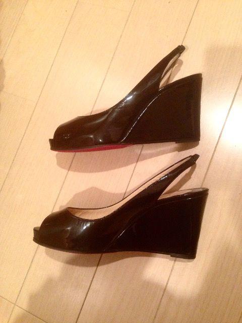 黒ブラックパテントエナメルウェッジソール裏張り赤色パンプス < 女性ファッション 黒ブラックパテントエナメルウェッジソール裏張り赤色パンプス < 女性ファッションの