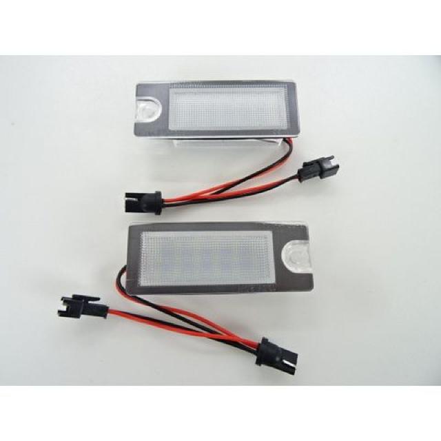 ボルボ V70 XC70 S60 S80 XC90  ホワイトLEDナンバー灯 < 自動車/バイク ボルボ V70 XC70 S60 S80 XC90  ホワイトLEDナンバー灯 < 自動車/バイク