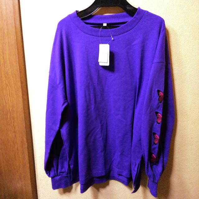 Spiritoso★新品★袖バタフライ刺繍入ロンT/パープル < 女性ファッション  Spiritoso★新品★袖バタフライ刺繍入ロンT/パープル  < 女性ファッションの