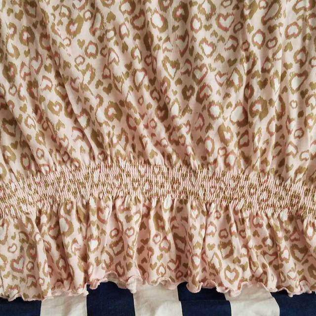 ベビーピンクのヒョウ柄カットソー < 女性ファッション  ベビーピンクのヒョウ柄カットソー < 女性ファッションの