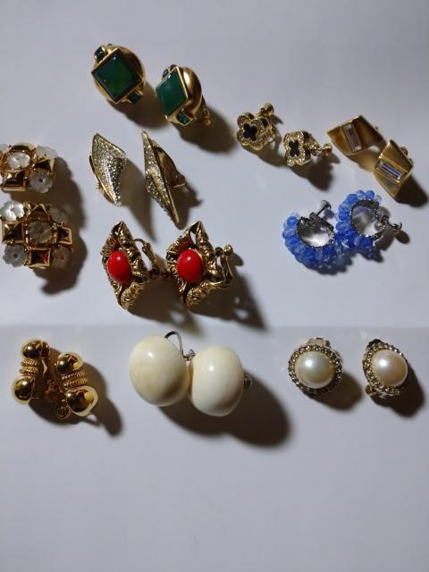 イヤリング < 女性アクセサリー/時計 イヤリング < 女性アクセサリー/時計の