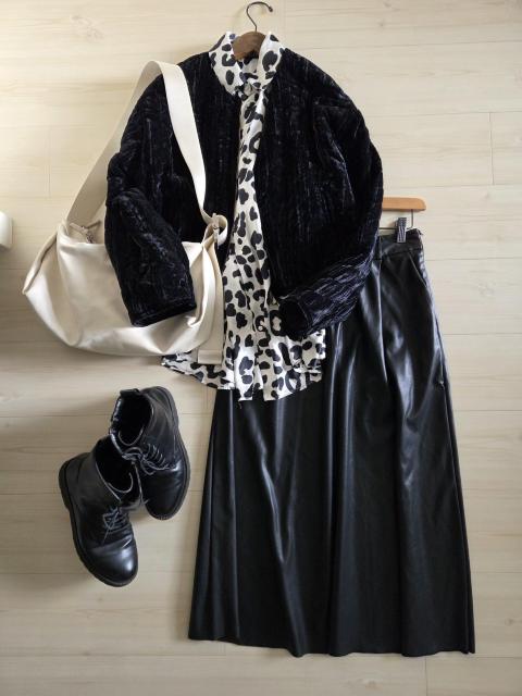 GUスカート★フェイクレザーのブラックスカート < ブランド GUスカート★フェイクレザーのブラックスカート < ブランドの