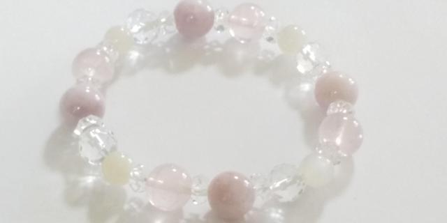 定形外無料*ピンククンツァイト・マダガスカル産ローズクォーツ・ムーンストーン・cut水晶*天然石ブレス < 女性アクセサリー/時計 定形外無料*ピンククンツァイト・マダガスカル産ローズクォーツ・ムーンストーン・cut水晶*天然石ブレス < 女性アクセサリー/時計の