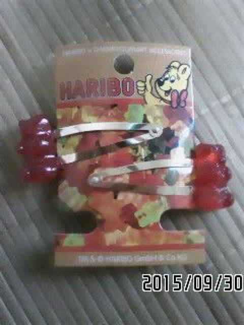 HARIBO・ハリボーベアグミ風チャームヘアピン。レッド < 女性アクセサリー/時計  HARIBO・ハリボーベアグミ風チャームヘアピン。レッド < 女性アクセサリー/時計の