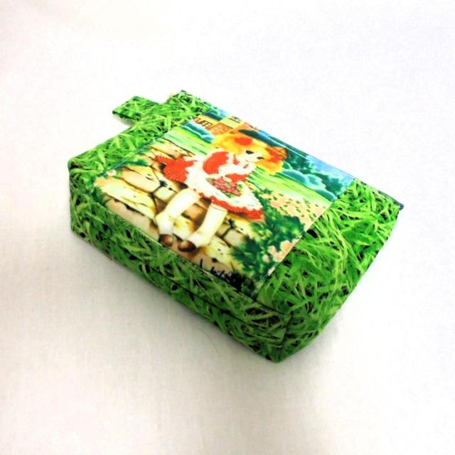 ◆キャンディキャンディ◆芝生グリーン◆ファスナーポーチ < 女性ファッション  ◆キャンディキャンディ◆芝生グリーン◆ファスナーポーチ < 女性ファッションの
