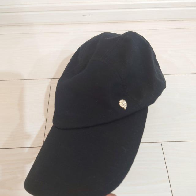 ヘレンカミンスキー HELEN KAMINSKI  コットン キャップ ブラック < 女性ファッション  ヘレンカミンスキー HELEN KAMINSKI  コットン キャップ ブラック < 女性ファッションの