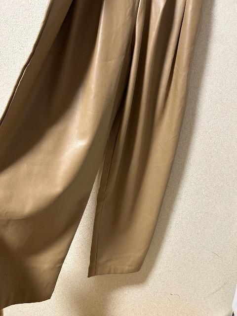 新品タグ付きZARA★フェイクレザーあったかサロペット < ブランド 新品タグ付きZARA★フェイクレザーあったかサロペット < ブランドの