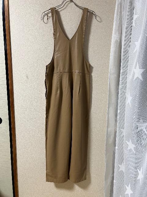 新品タグ付きZARA★フェイクレザーあったかサロペット < ブランド 新品タグ付きZARA★フェイクレザーあったかサロペット < ブランドの