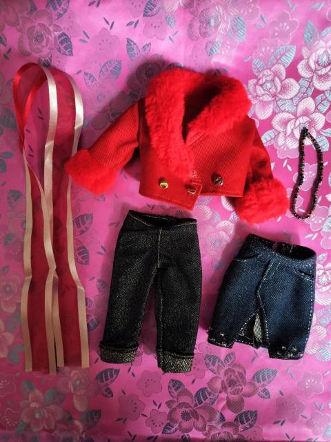 バービー、ジェニーsizeのアウトフィットセット < おもちゃ バービー、ジェニーsizeのアウトフィットセット < おもちゃの