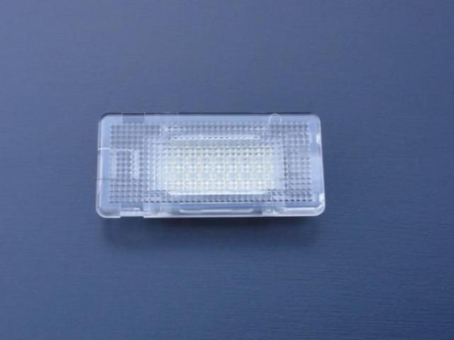 BMW キャンセラー内蔵LEDラゲッジランプ E53X5 3.0i4.4i4.8i < 自動車/バイク BMW キャンセラー内蔵LEDラゲッジランプ E53X5 3.0i4.4i4.8i < 自動車/バイク