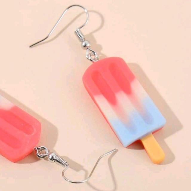 新品★可愛いアイスバーのフックピアス < 女性アクセサリー/時計  新品★可愛いアイスバーのフックピアス < 女性アクセサリー/時計の