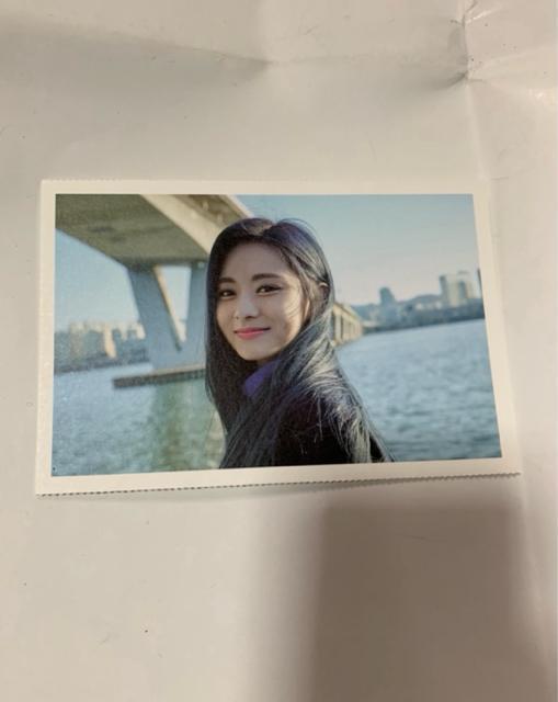 TWICE ツウィ 公式ポストカード Yes I am E < タレントグッズ TWICE ツウィ 公式ポストカード Yes I am E < タレントグッズの