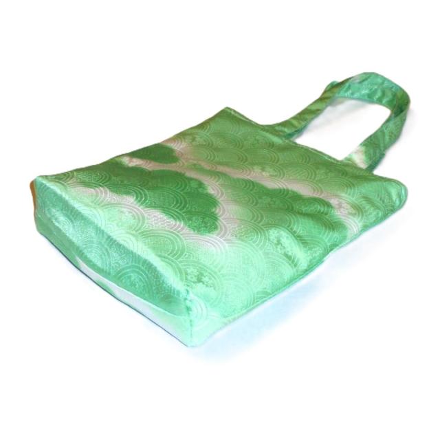 ◆生地に難あり◆スクエアベーシックトートバッグ◆青海波×オパールグリーン正絹地 < 女性ファッション ◆生地に難あり◆スクエアベーシックトートバッグ◆青海波×オパールグリーン正絹地 < 女性ファッションの