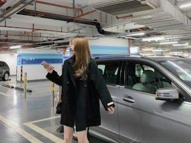 ショートコート トレンチコート ショートジャケット ブラック < 女性ファッション ショートコート トレンチコート ショートジャケット ブラック < 女性ファッションの