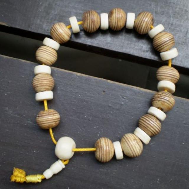 13ミリ玉 水牛骨製ブレスレット・数珠 < 男性アクセサリー/時計 13ミリ玉 水牛骨製ブレスレット・数珠 < 男性アクセサリー/時計の