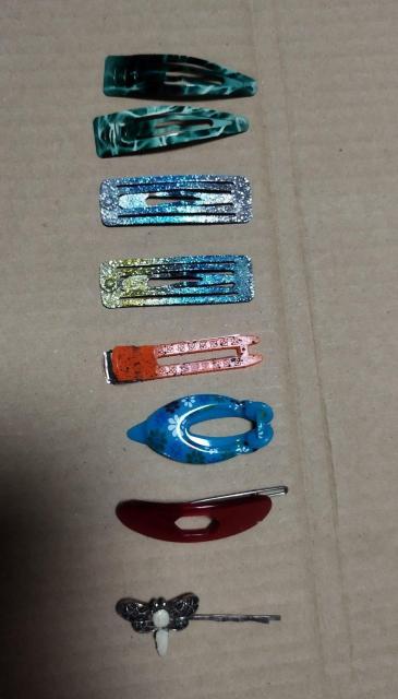 緑マーブル キラキララメぱっちんどめ 蝶々 オレンジスパター模様 色々なヘアピン < 女性アクセサリー/時計  緑マーブル キラキララメぱっちんどめ 蝶々 オレンジスパター模様 色々なヘアピン < 女性アクセサリー/時計の