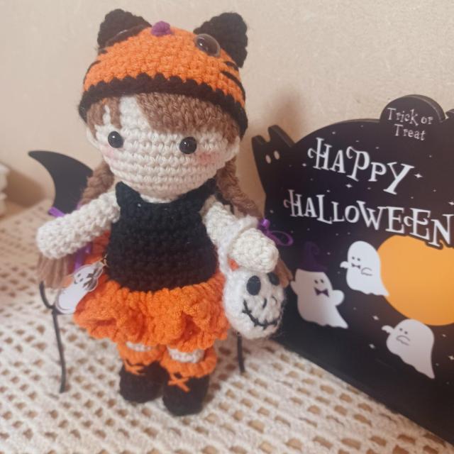 Hand made@HALLOWEEN L񁖏̎q݂