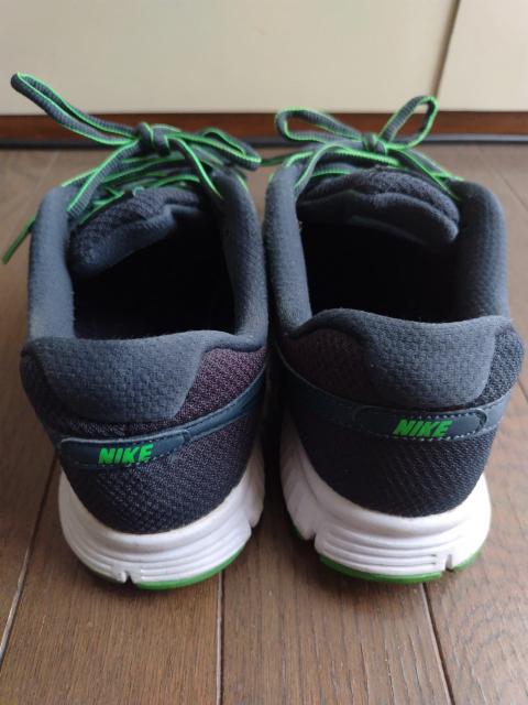 NIKE@{[V2  uh 