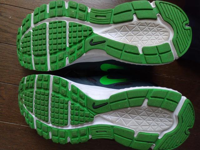 NIKE@{[V2  uh 