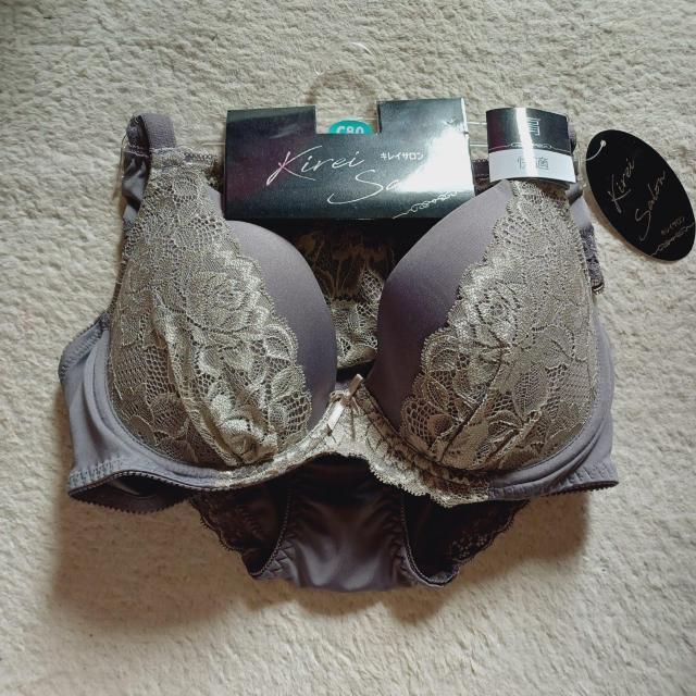 Kirei Salonキレイサロン上品グレーお洒落レースふかふか柔らか快適ストレッチモールドブラジャー&パンツ2点セットC80/L < 女性ファッション  Kirei Salonキレイサロン上品グレーお洒落レースふかふか柔らか快適ストレッチモールドブラジャー&パンツ2点セットC80/L < 女性ファッションの