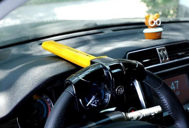 盗難防止 T型 ステアリングロック ハンドルロック 車用 ペダルロック < 自動車/バイク 盗難防止 T型 ステアリングロック ハンドルロック 車用 ペダルロック < 自動車/バイク