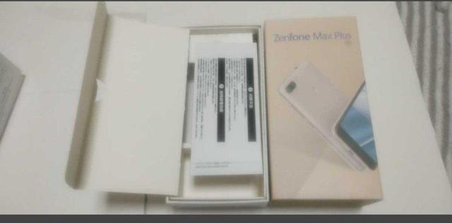 ASUS Zenfone Max Plus (M1)�@���̂�  �� ��������� 