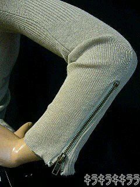 【BOOP】《New》wジッパー*美ライン★無地TOPS<ベージュ> < 女性ファッション 【BOOP】《New》wジッパー*美ライン★無地TOPS<ベージュ> < 女性ファッションの