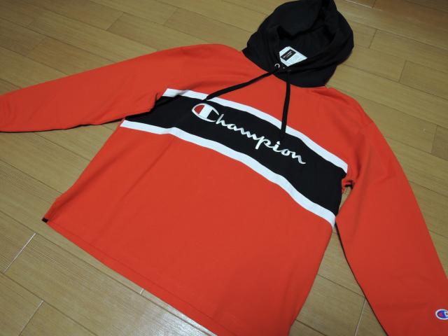 新品チャンピオンChampionパーカーSカットソー薄手ロゴ < ブランド  新品チャンピオンChampionパーカーSカットソー薄手ロゴ < ブランドの