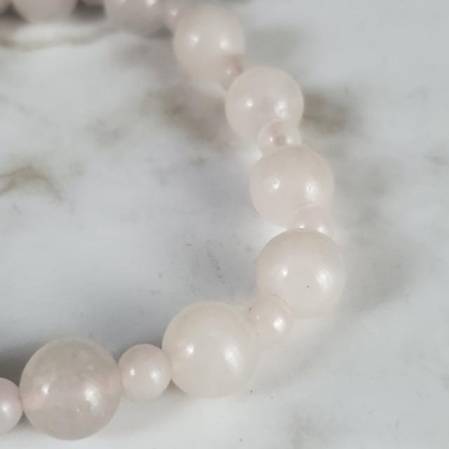 ★天然石★ローズクォーツブレスレット★手首約15.5p★ < 女性アクセサリー/時計 ★天然石★ローズクォーツブレスレット★手首約15.5p★ < 女性アクセサリー/時計の