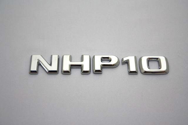 取り付け例あり ベンツ風 トヨタアクア型式エンブレム NHP10 < 自動車/バイク 取り付け例あり ベンツ風 トヨタアクア型式エンブレム NHP10 < 自動車/バイク