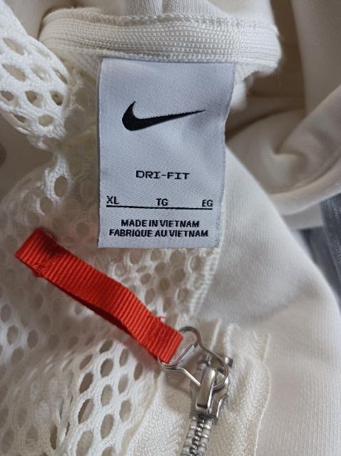 NIKE^p[J[ViljIbP[JbRCCfGiCLɁ  jt@bV 