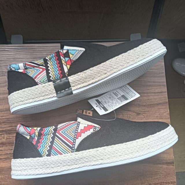 新品 25.5cm メンズ スリッポン ブラック シューズ 靴 男女兼用 < 男性ファッション  新品 25.5cm メンズ スリッポン ブラック シューズ 靴 男女兼用 < 男性ファッションの