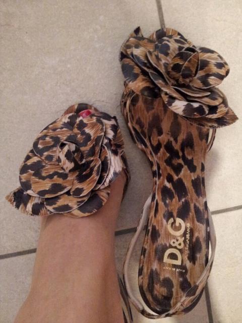 DOLCE&GABBANAD&Gアニマルフラワー豹レアサンダルミュール < ブランド DOLCE&GABBANAD&Gアニマルフラワー豹レアサンダルミュール < ブランドの