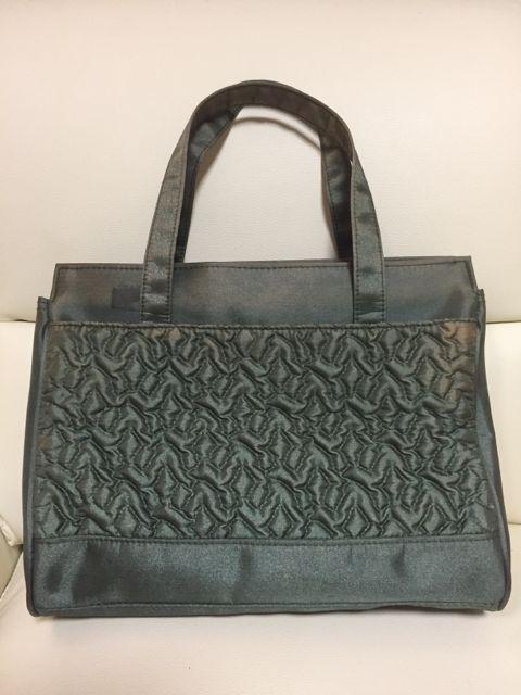403.新品☆グリーン系玉虫色バッグ☆難有り < 女性ファッション  403.新品☆グリーン系玉虫色バッグ☆難有り  < 女性ファッションの