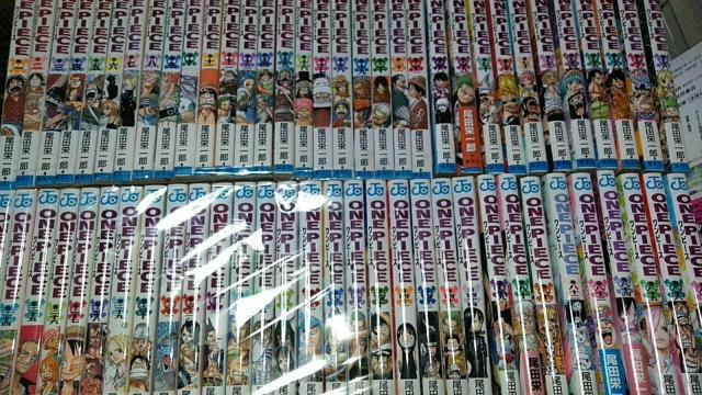 【送料無料】ワンピース 111巻セット 関連本23冊 初版多数 < アニメ/コミック/キャラクター  【送料無料】ワンピース 111巻セット 関連本23冊 初版多数  < アニメ/コミック/キャラクターの