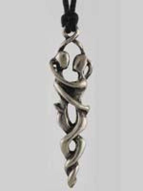 AzureGreen Loverfs Embrace pendant   ANZT[/v 