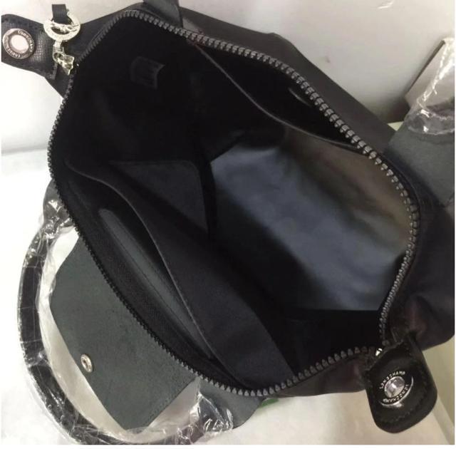 LONGCHAMPロンシャン ル・プリアージュネオショルダーバッグ < ブランド  LONGCHAMPロンシャン ル・プリアージュネオショルダーバッグ < ブランドの