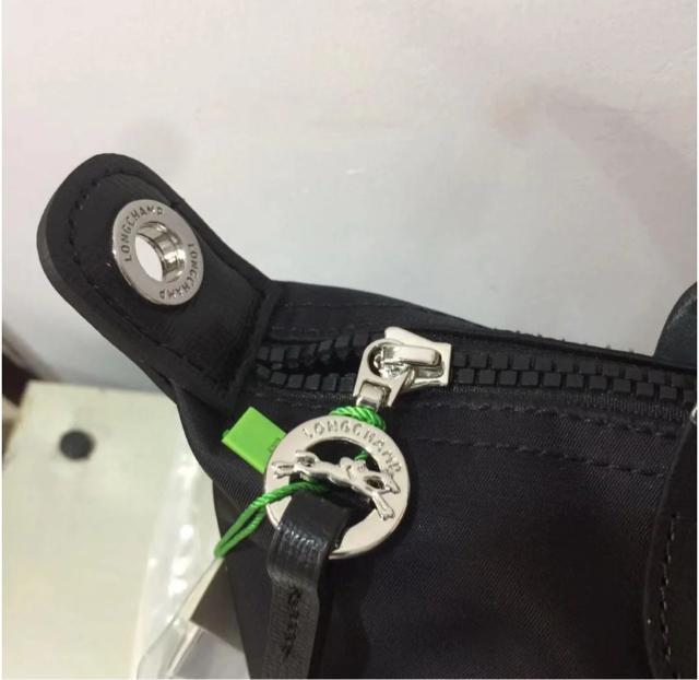 LONGCHAMPロンシャン ル・プリアージュネオショルダーバッグ < ブランド  LONGCHAMPロンシャン ル・プリアージュネオショルダーバッグ < ブランドの