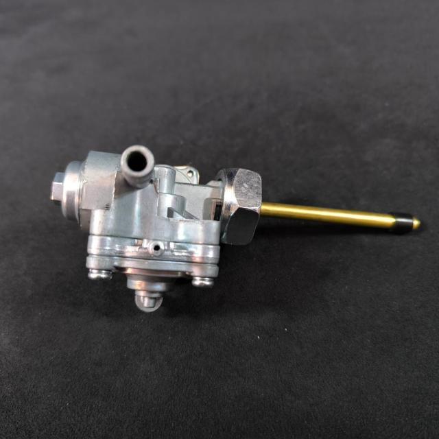 CBX400F CBX550F フューエルコック 燃料コック NC07 PC04 < 自動車/バイク CBX400F CBX550F フューエルコック 燃料コック NC07 PC04 < 自動車/バイク