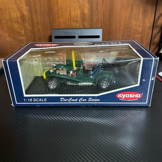 絶版未展示品 京商 1/18 ケータハム スーパーセブン イエローライン < ホビー  絶版未展示品 京商 1/18 ケータハム スーパーセブン イエローライン < ホビーの