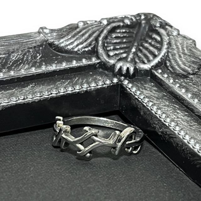 【新品/11号】デザインシルバーリング < 女性アクセサリー/時計  【新品/11号】デザインシルバーリング < 女性アクセサリー/時計の